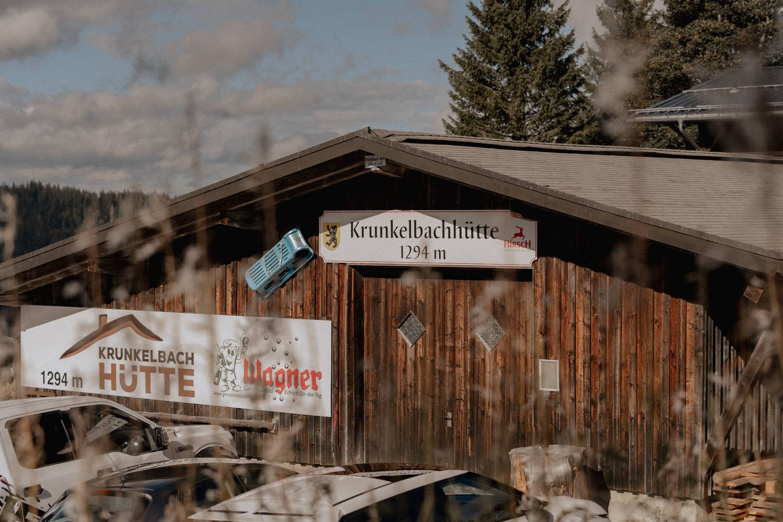 Hochzeitslocation heiraten in der Krunkelbachhütte in Bernau im Schwarzwald Hochzeit und Eventlocation Hochzeitsfotograf Hochzeitsvideograf Muddy Boots and Dirty Fringe Andreas Jünger Andy Familienbetrieb