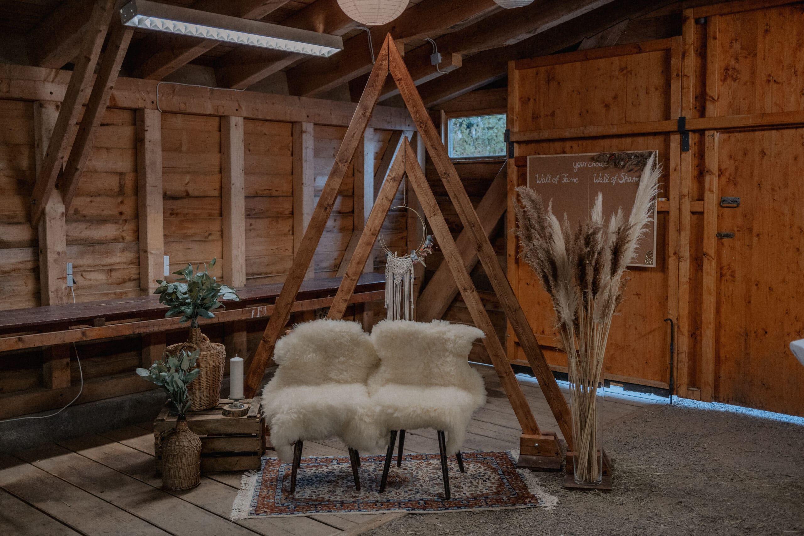 Hochzeitslocation heiraten in der Krunkelbachhütte in Bernau im Schwarzwald Hochzeit und Eventlocation Hochzeitsfotograf Hochzeitsvideograf Muddy Boots and Dirty Fringe Andreas Jünger Andy Familienbetrieb